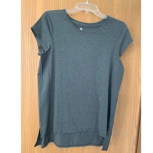 🔷 All in Motion T - size S - NWT